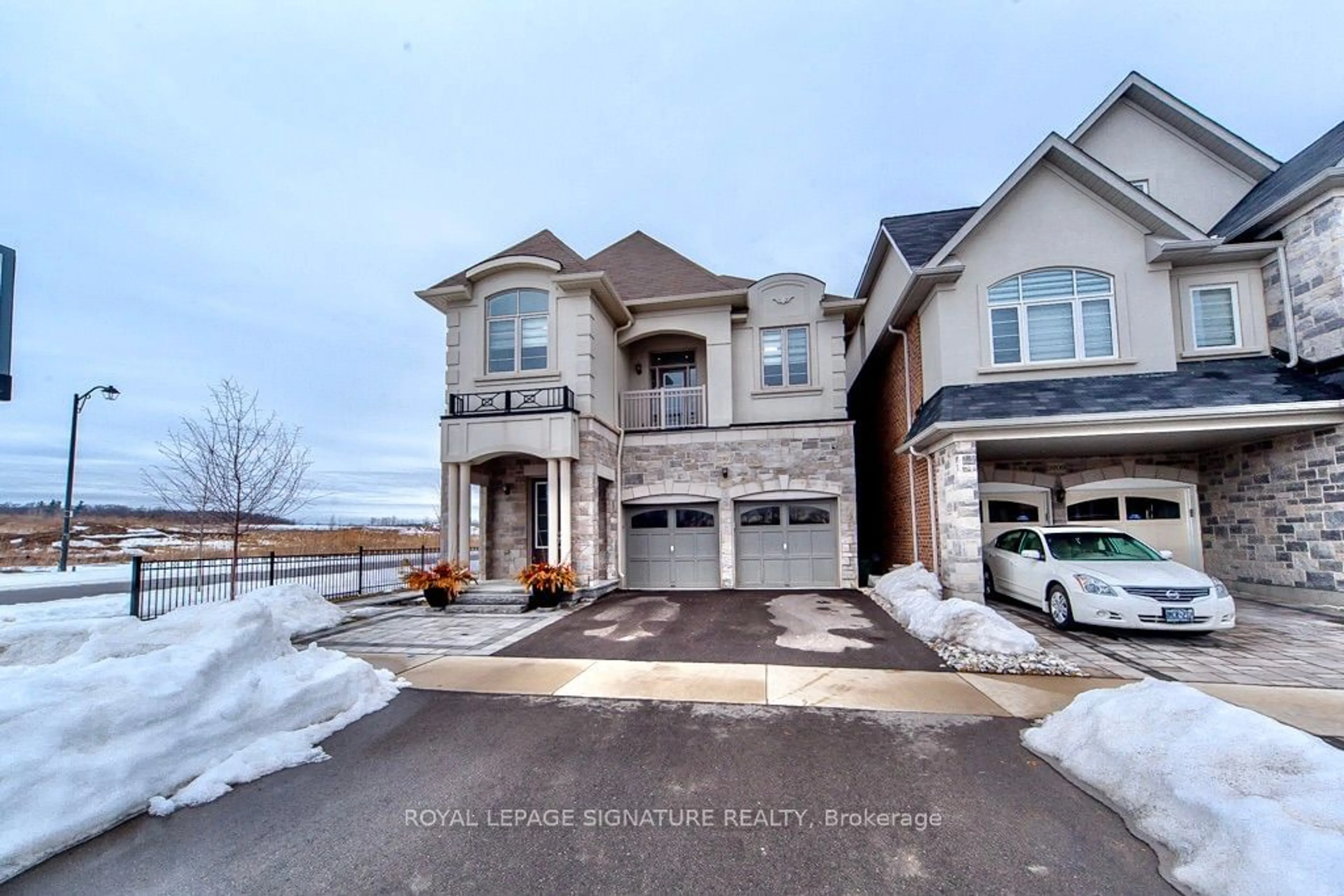 Home with brick exterior material, street for 3907 Thomas Alton Blvd, Burlington Ontario L7M 1A2