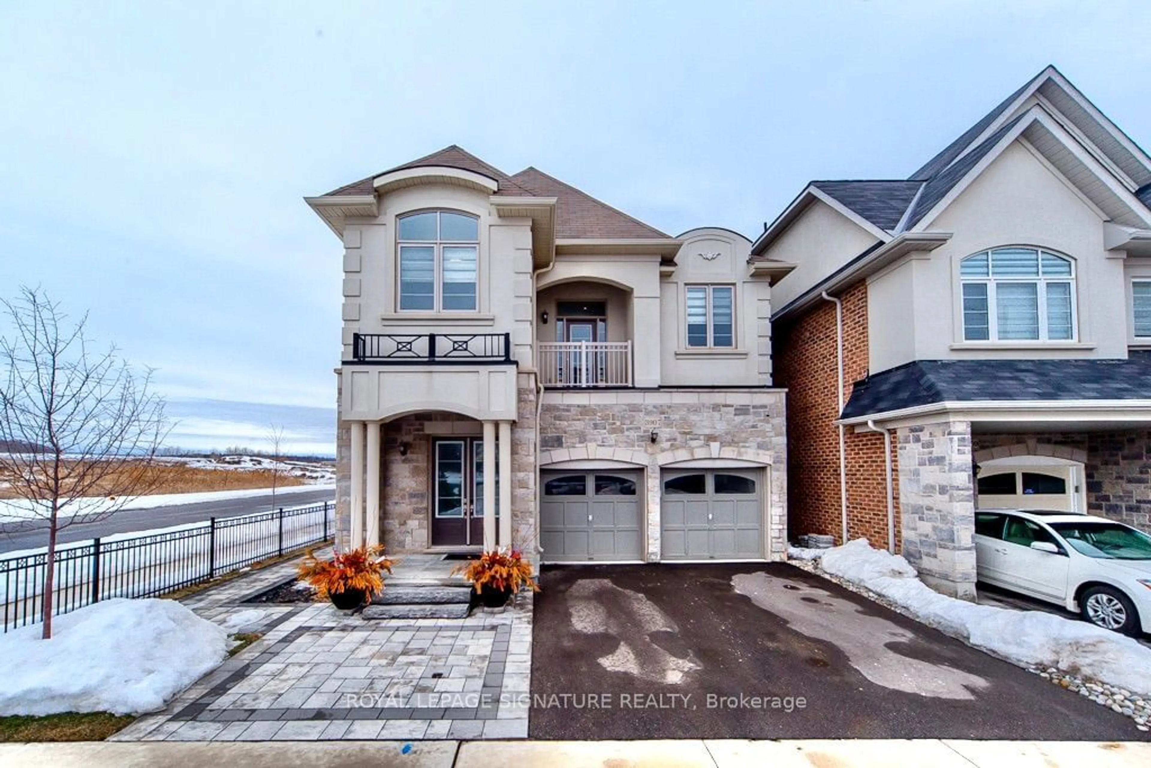 Home with brick exterior material, street for 3907 Thomas Alton Blvd, Burlington Ontario L7M 1A2