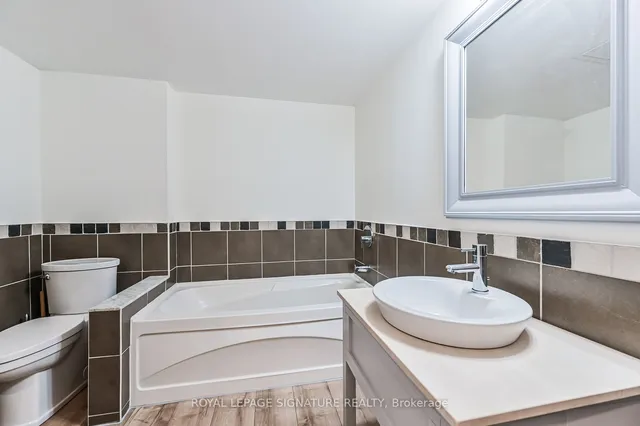 Additional property image - 1100 Lansdowne Ave Unit 336