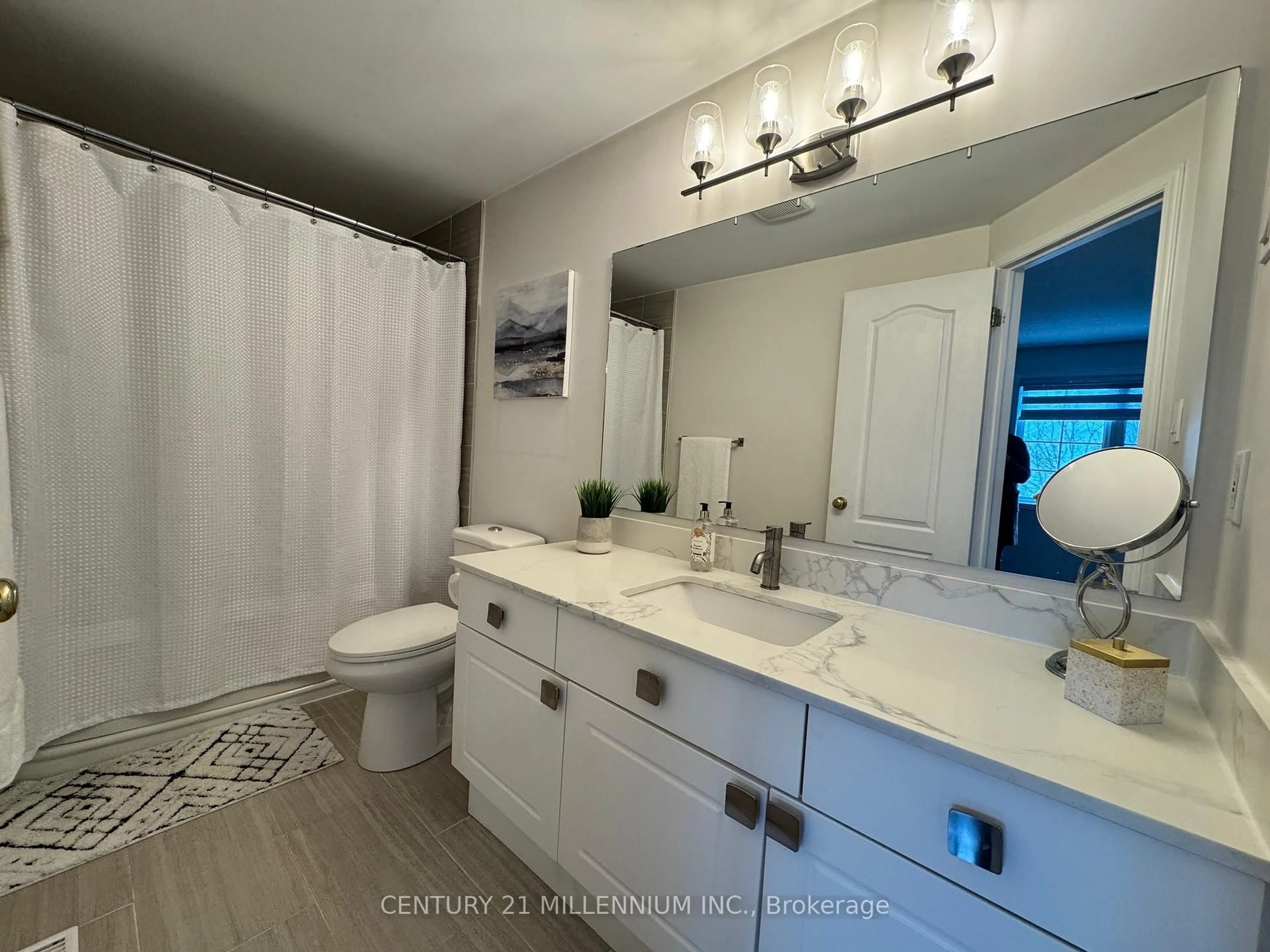 Contemporary bathroom, ceramic/tile floor for 61 Montgomery Blvd, Orangeville Ontario L9W 5H6