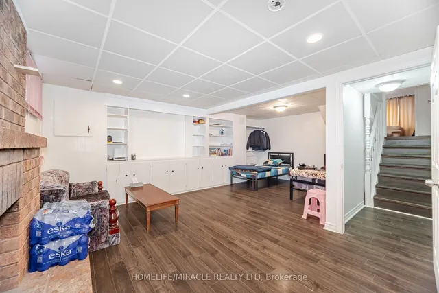 Additional property image - 23 Strathavon Dr