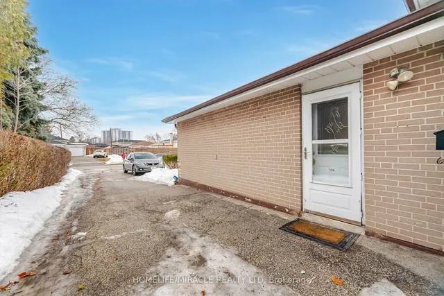 Additional property image - 23 Strathavon Dr