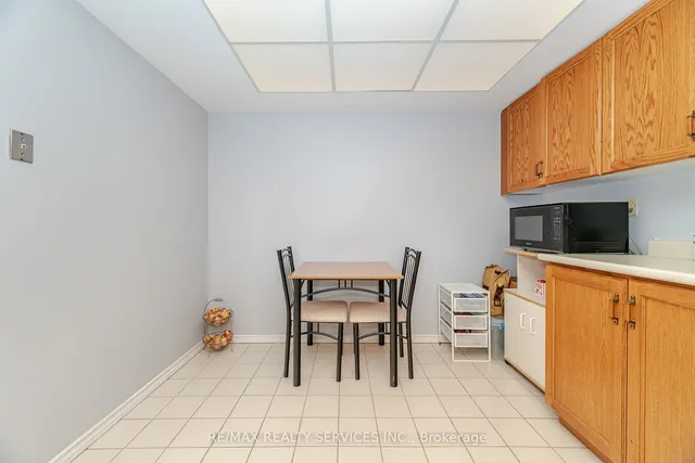 Additional property image - 330 Mill St Unit 402