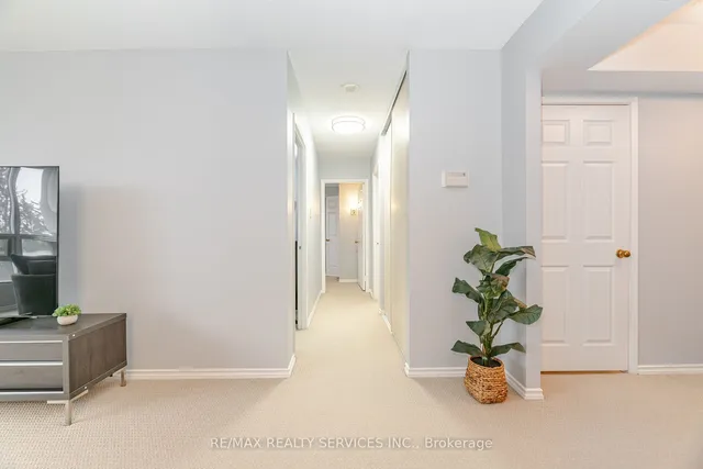 Additional property image - 330 Mill St Unit 402