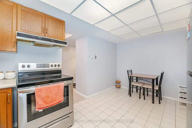 Additional property image - 330 Mill St Unit 402