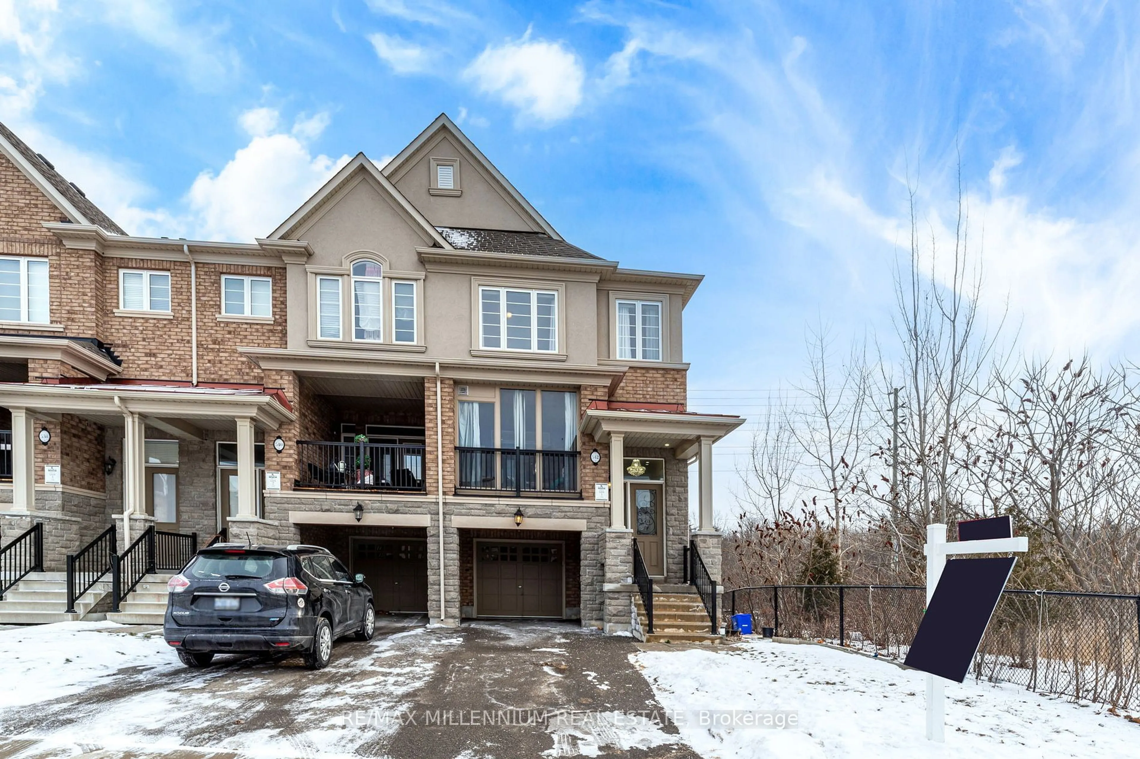 Home with brick exterior material, street for 542 Stream Cres, Oakville Ontario L6M 1N7