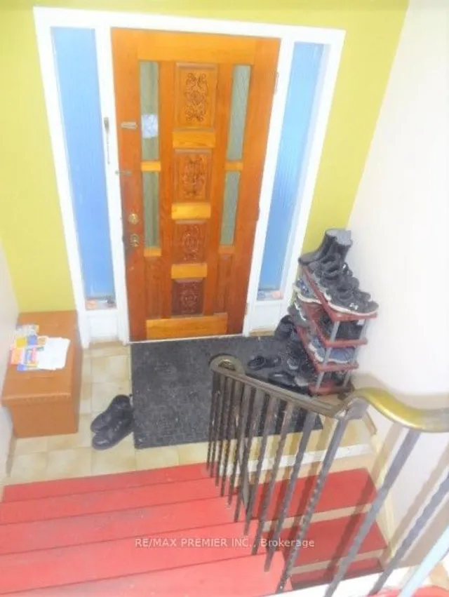 Additional property image - 3777 Keenan Cres