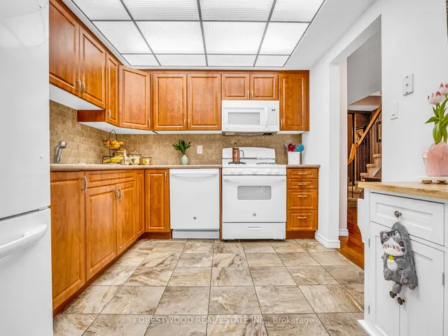 Additional property image - 2120 Rathburn Rd Unit 30