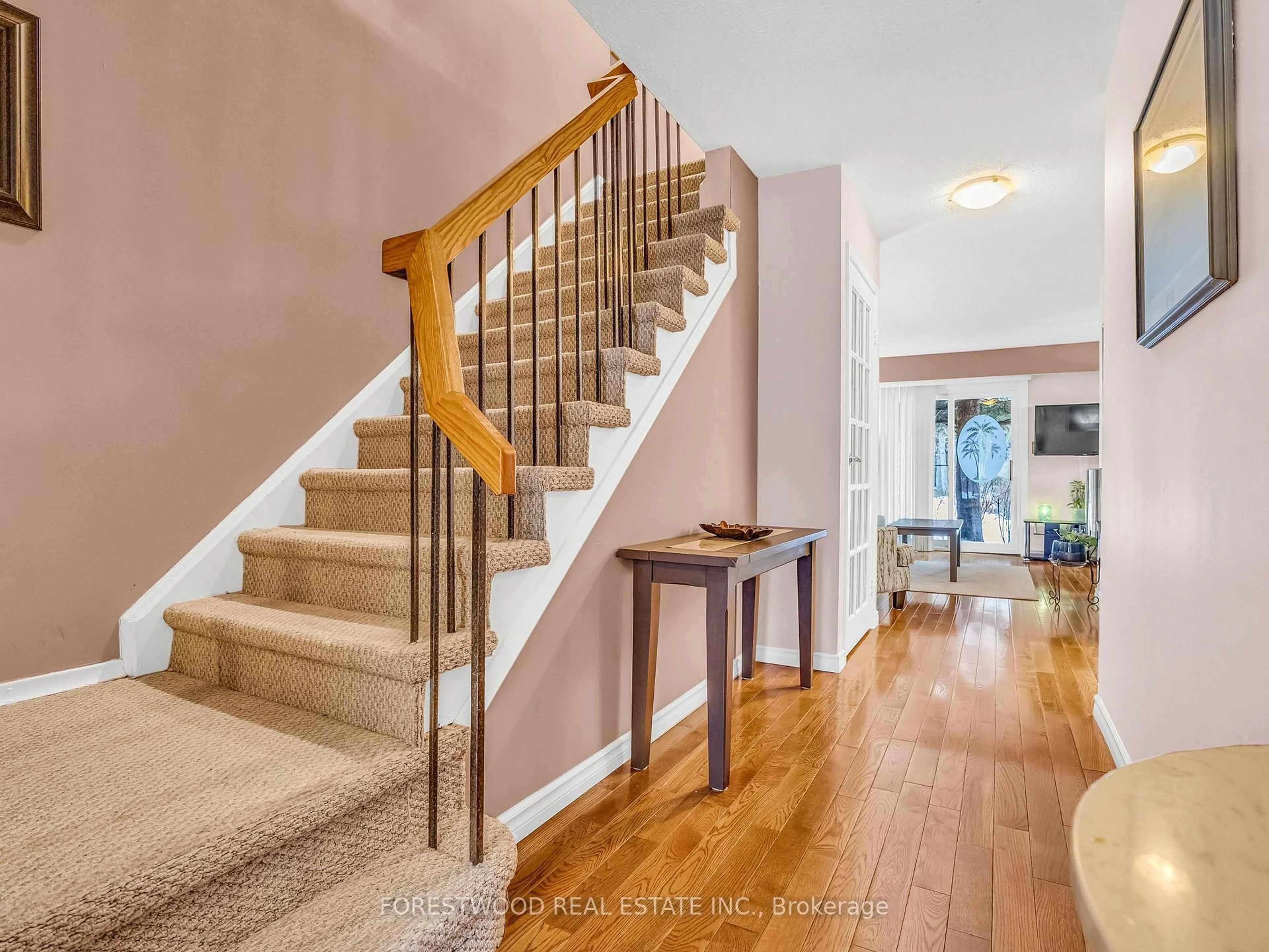 Stairs for 2120 Rathburn Rd #30, Mississauga Ontario L4W 2S8