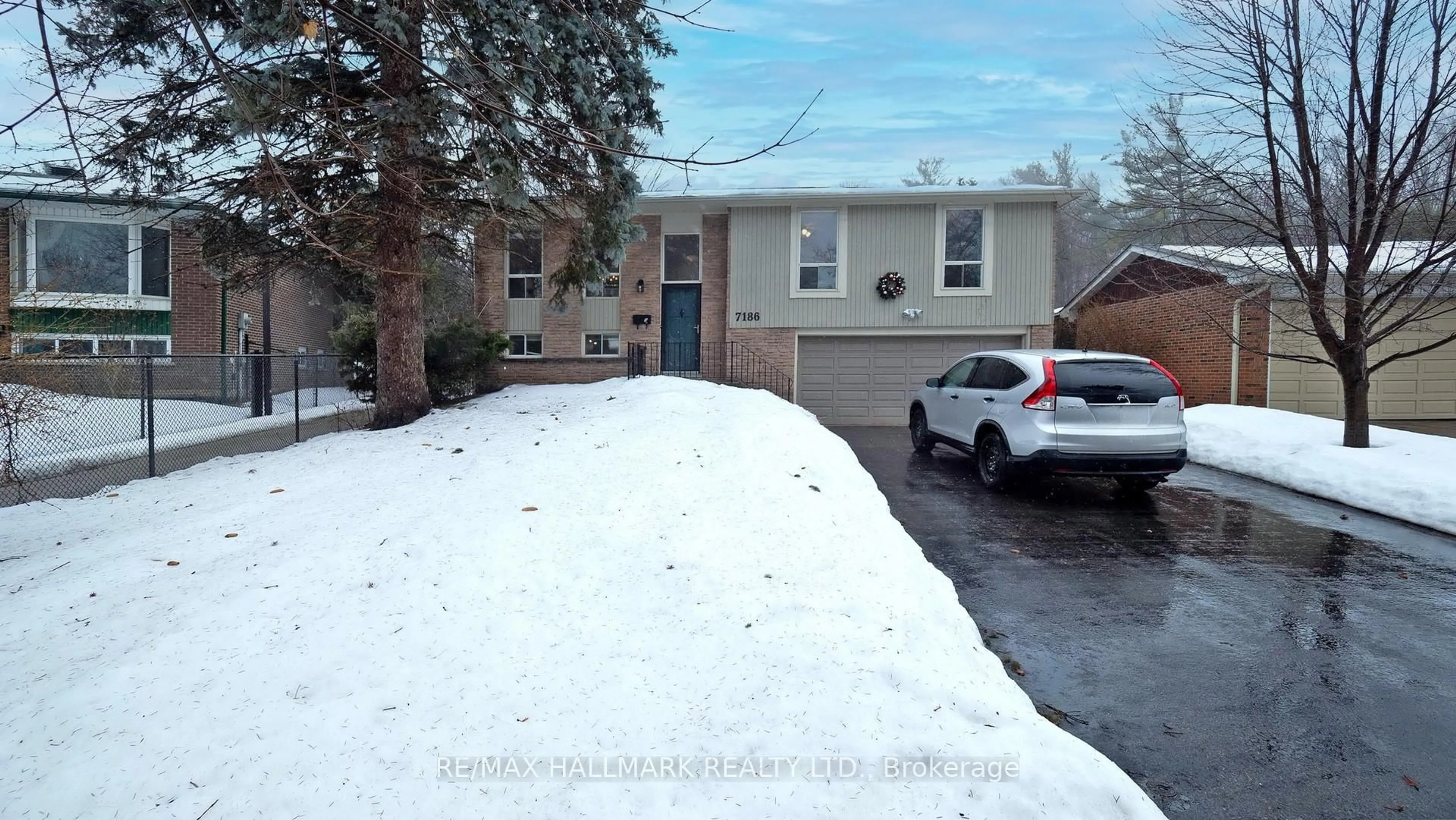 Unknown for 7186 Tamar Rd, Mississauga Ontario L5N 1Y8