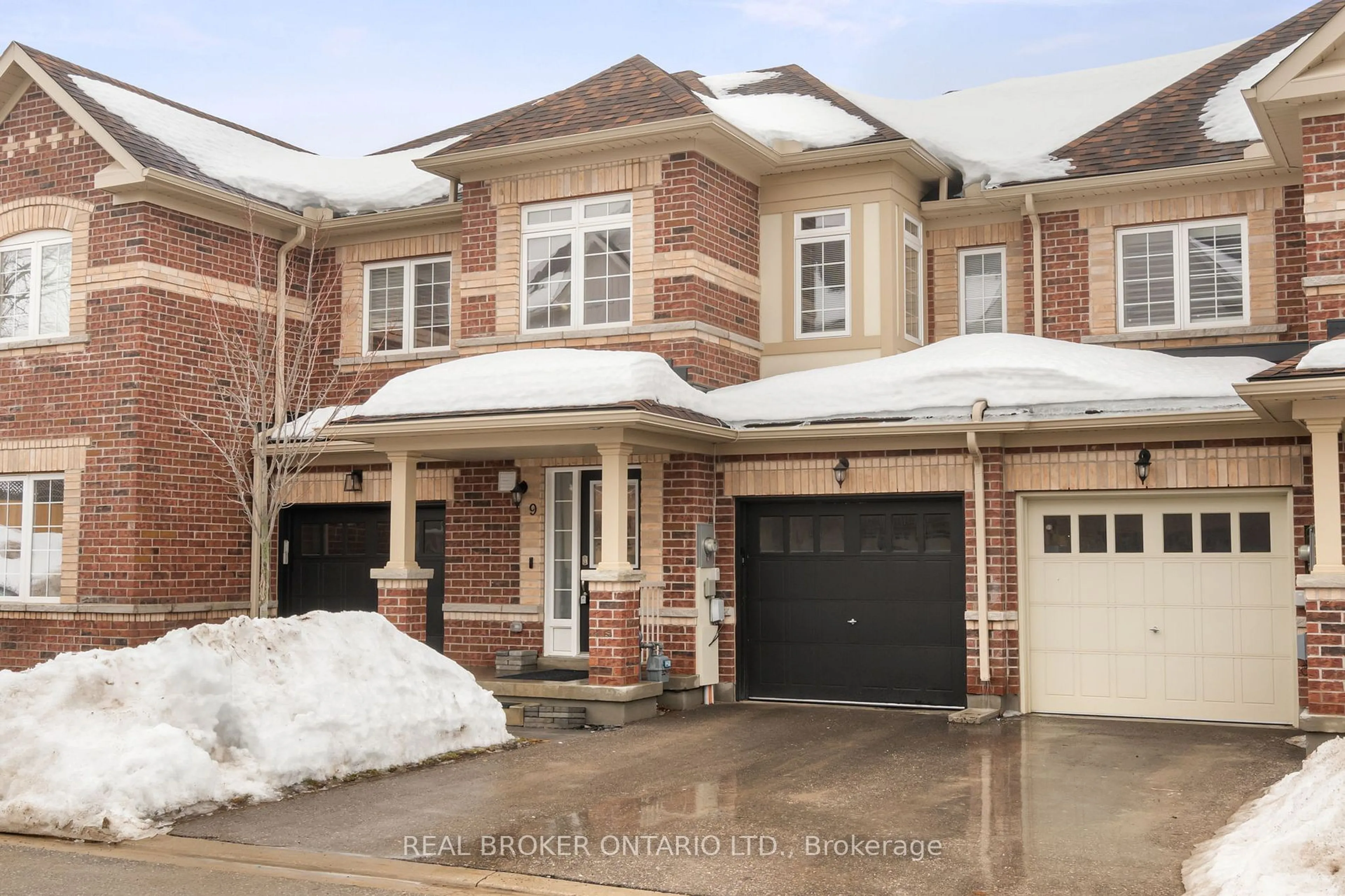 Home with brick exterior material, street for 30 Town Line #9, Orangeville Ontario L9W 7P6