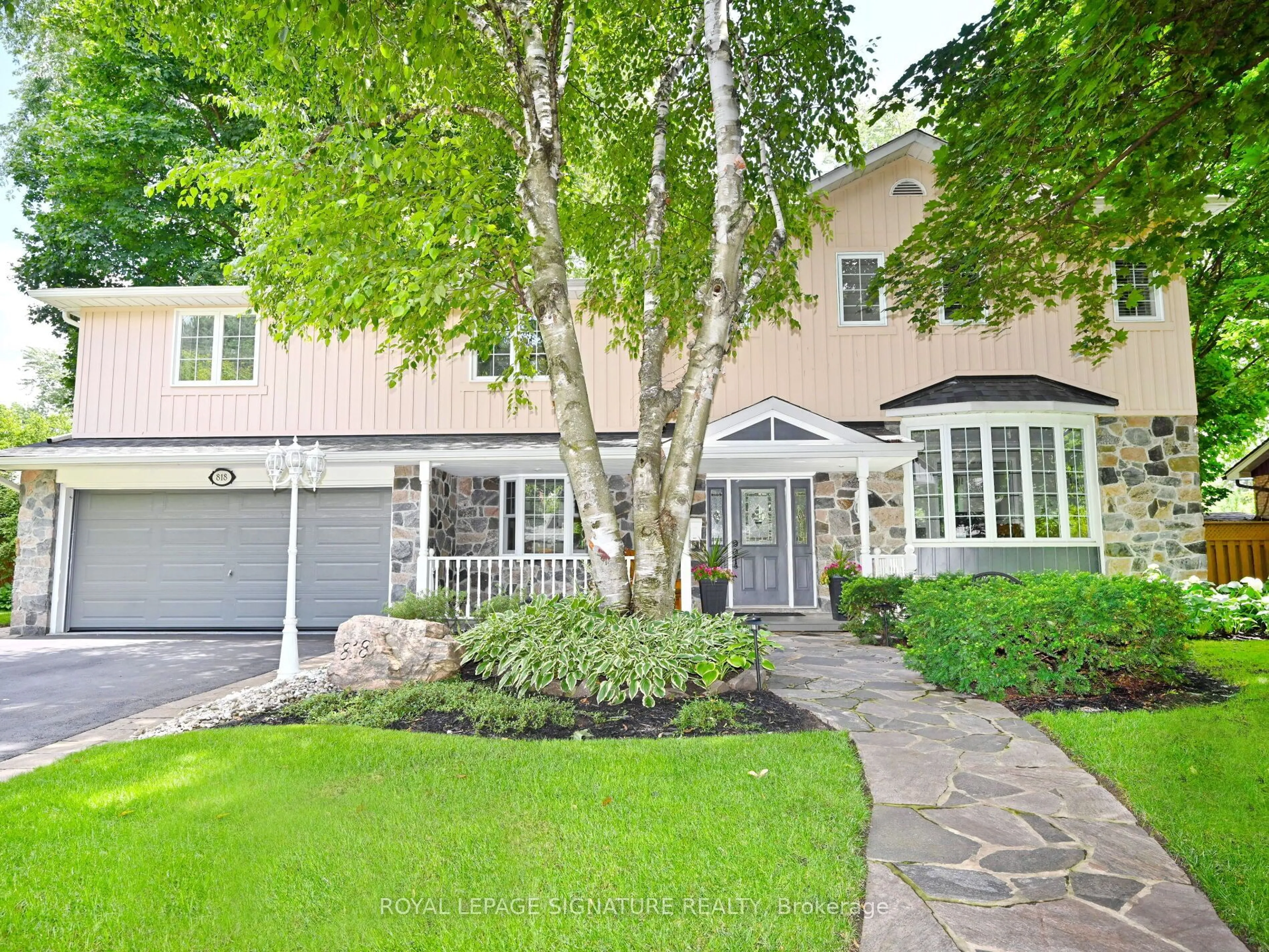 Unknown for 818 Edistel Cres, Mississauga Ontario L5H 1T4