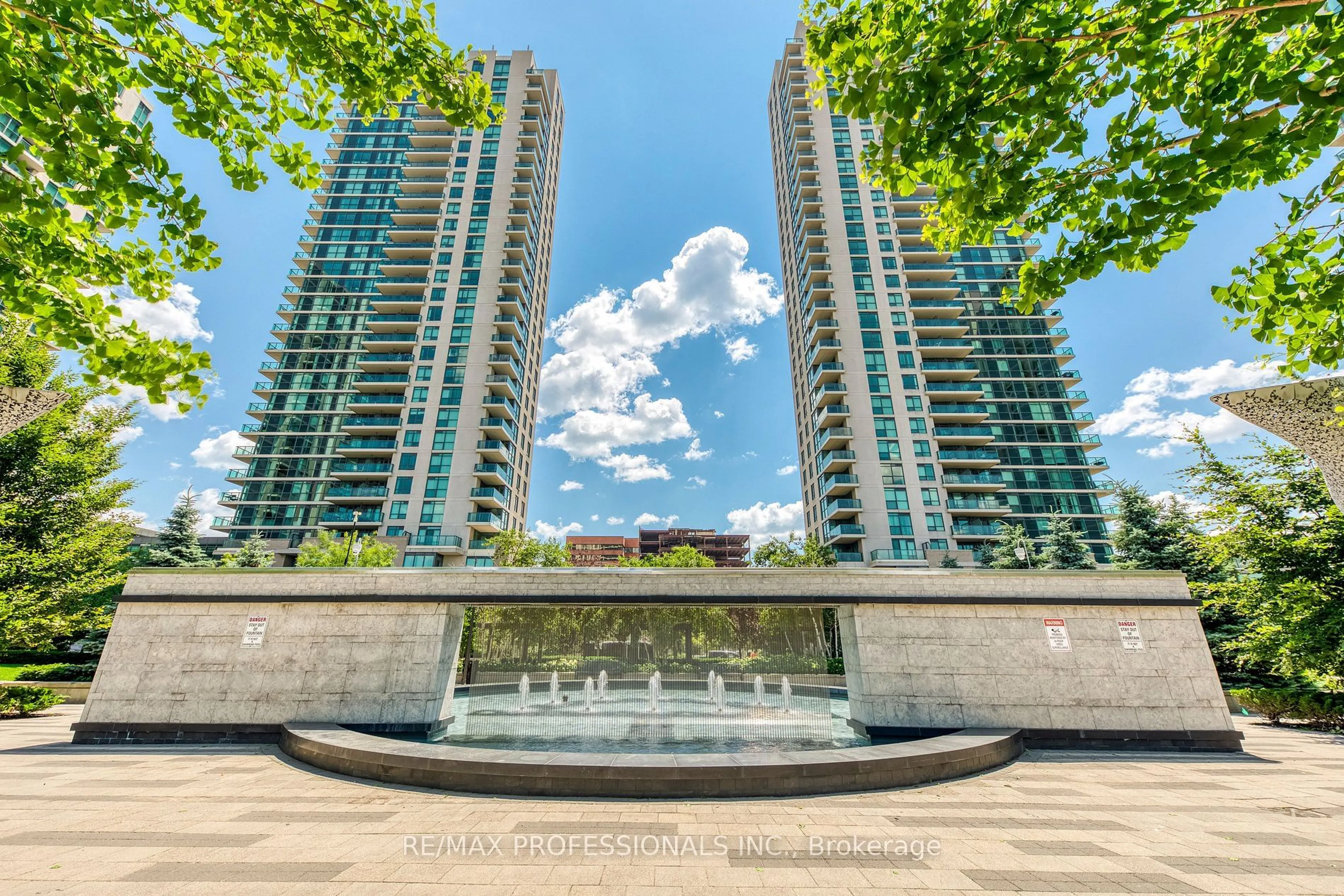 A pic from outside/outdoor area/front of a property/back of a property/a pic from drone, unknown for 215 Sherway Gardens Rd #2001, Toronto Ontario M9C 0A4