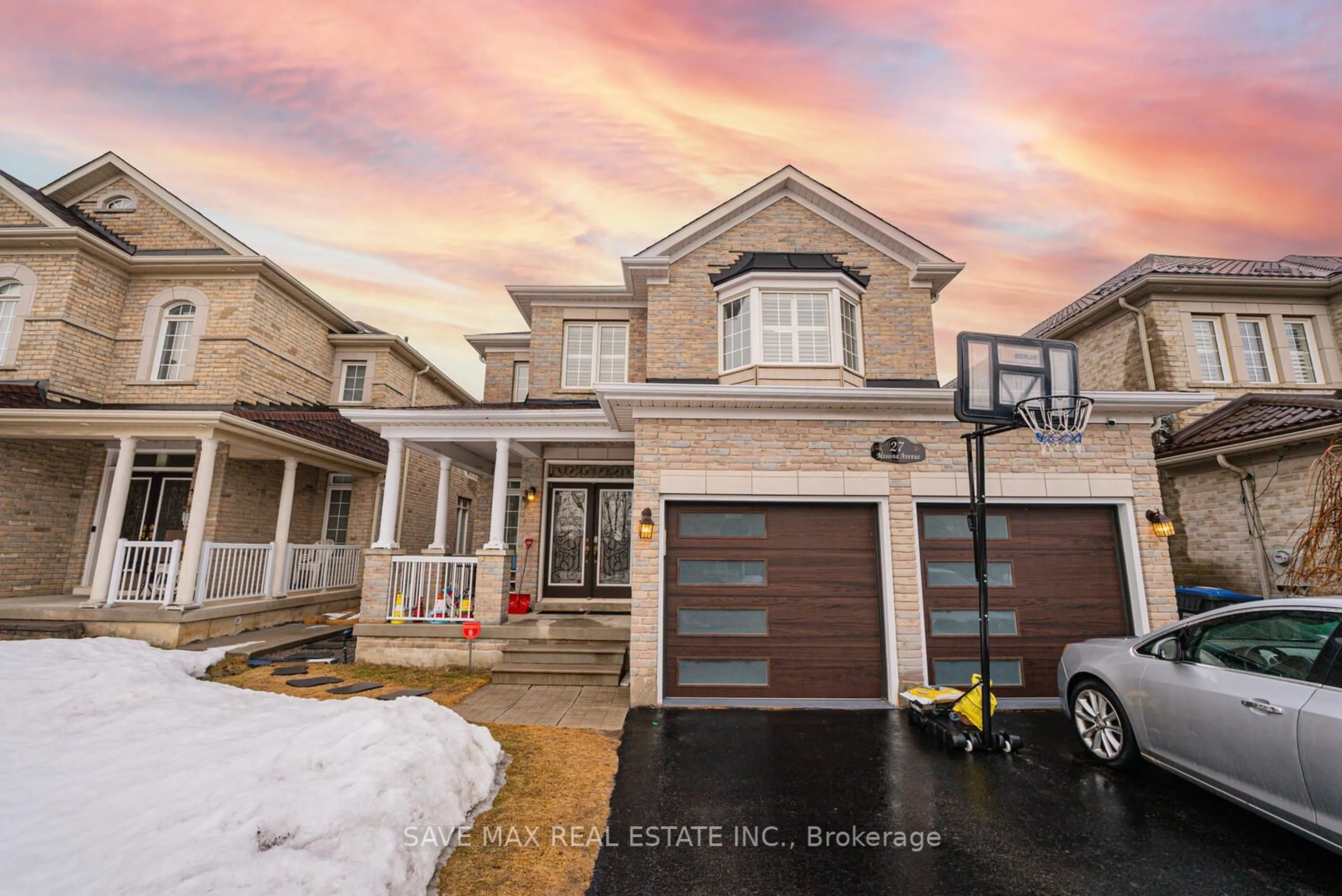 Home with brick exterior material, street for 27 Messina Ave, Brampton Ontario L6Y 0M8