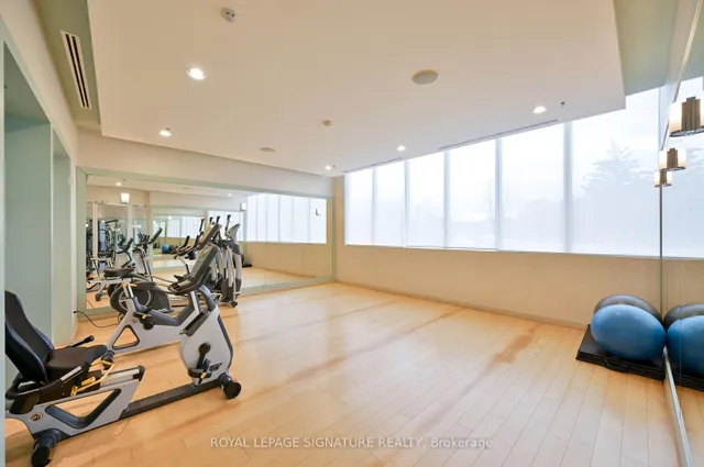Additional property image - 100 John St Unit 1401