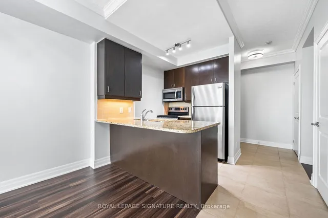 Additional property image - 100 John St Unit 1401