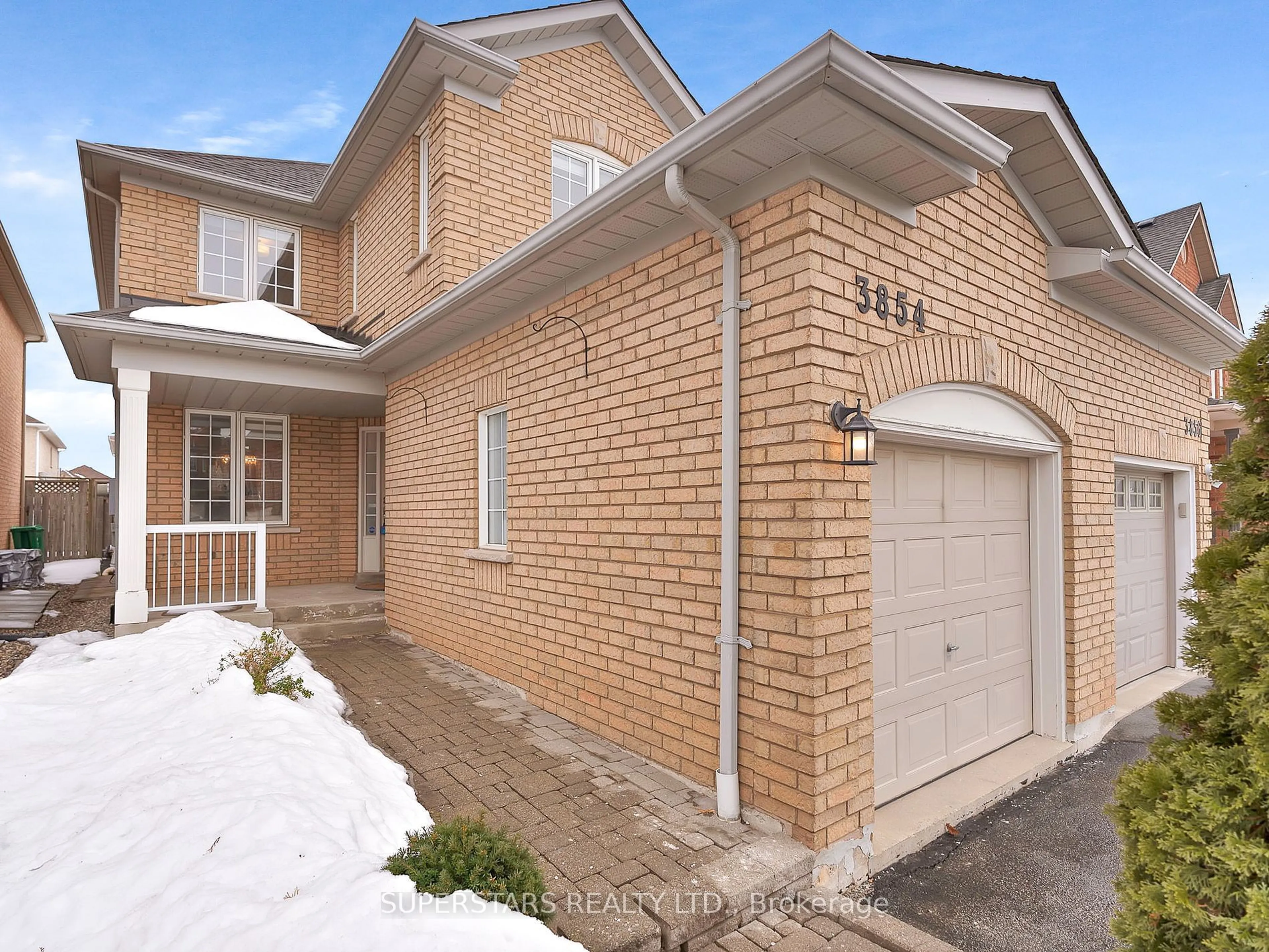 Home with brick exterior material, street for 3854 Ridgepoint Way, Mississauga Ontario L5N 7T9