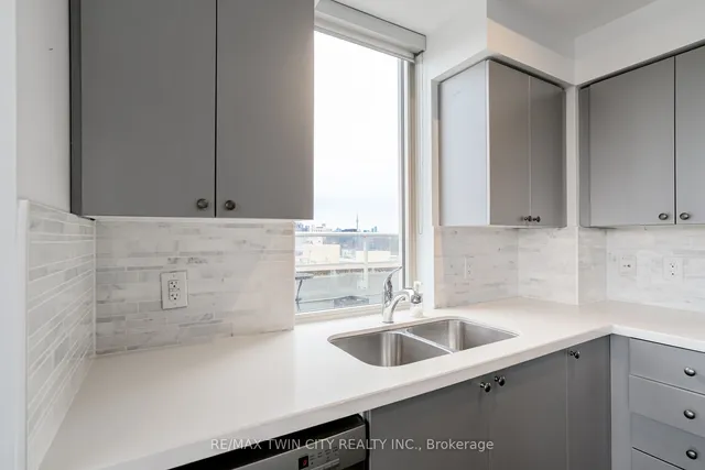 Additional property image - 1638 Bloor St Unit 709