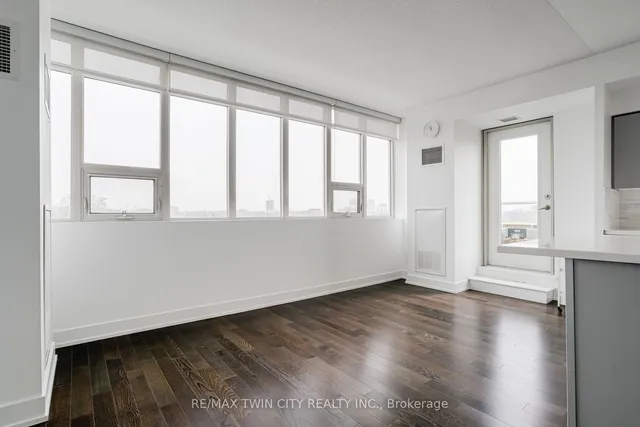 Additional property image - 1638 Bloor St Unit 709