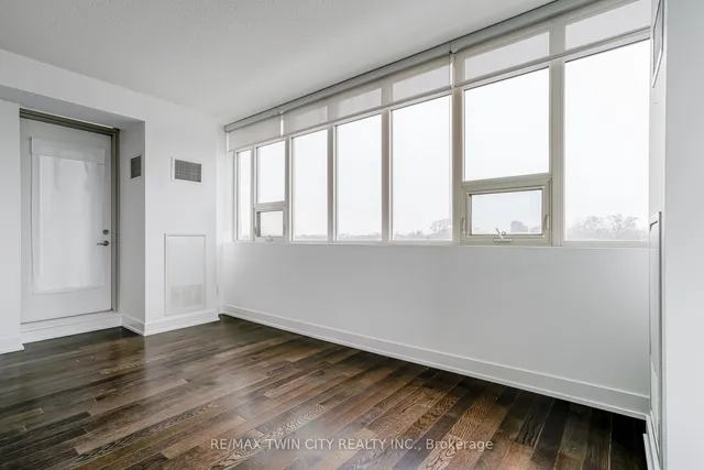 Additional property image - 1638 Bloor St Unit 709