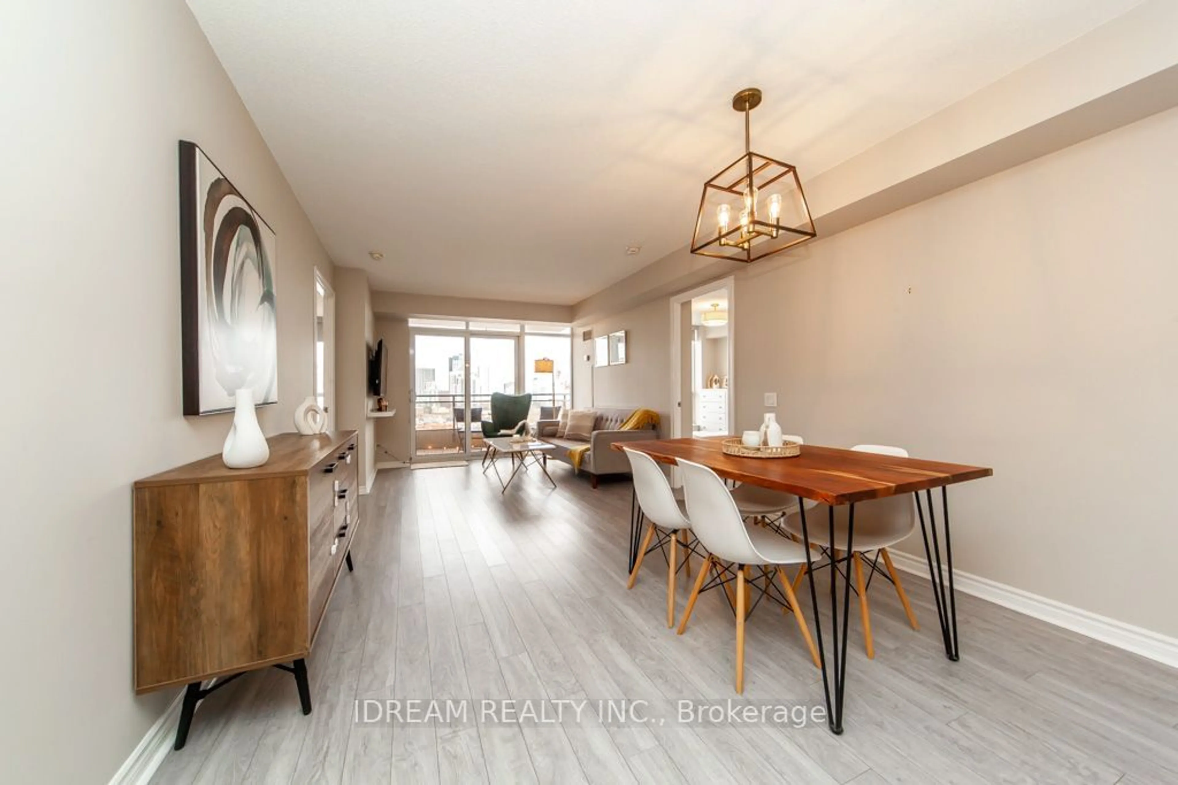 Dining room, wood/laminate floor for 5229 Dundas St #907, Toronto Ontario M9B 6L9