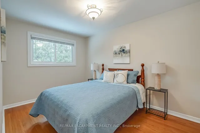 Additional property image - 368 East Side Cres
