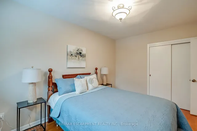 Additional property image - 368 East Side Cres