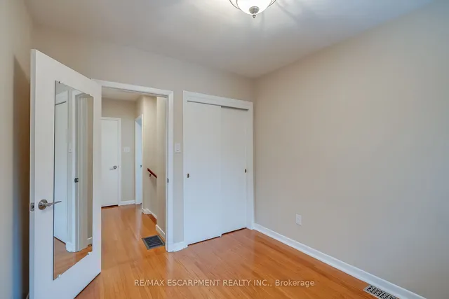Additional property image - 368 East Side Cres
