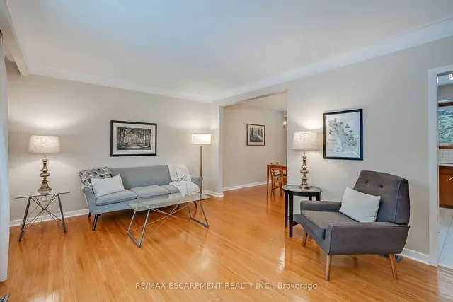 Additional property image - 368 East Side Cres