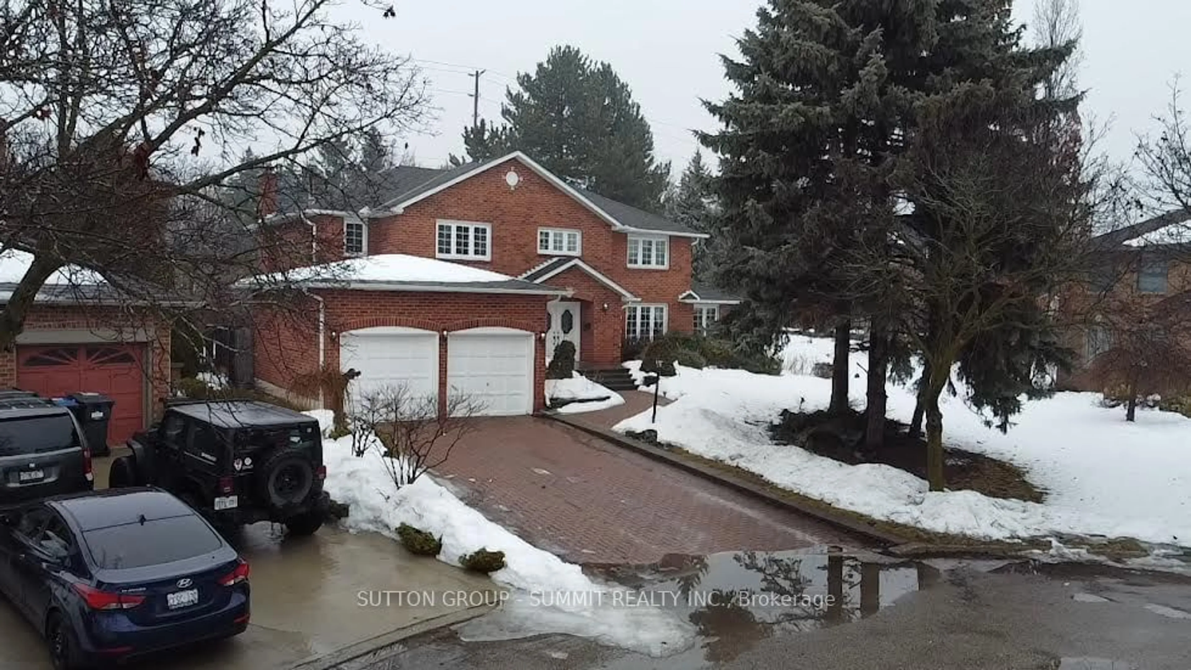 Home with brick exterior material, street for 20 Whitmore Crt, Brampton Ontario L6Z 2A5