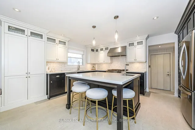Additional property image - 63 BARTON St