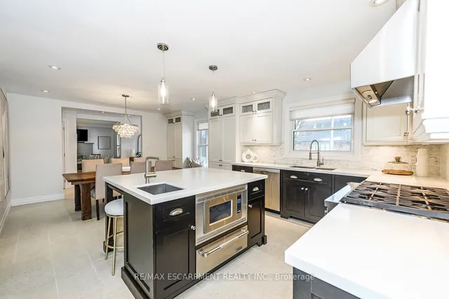 Additional property image - 63 BARTON St