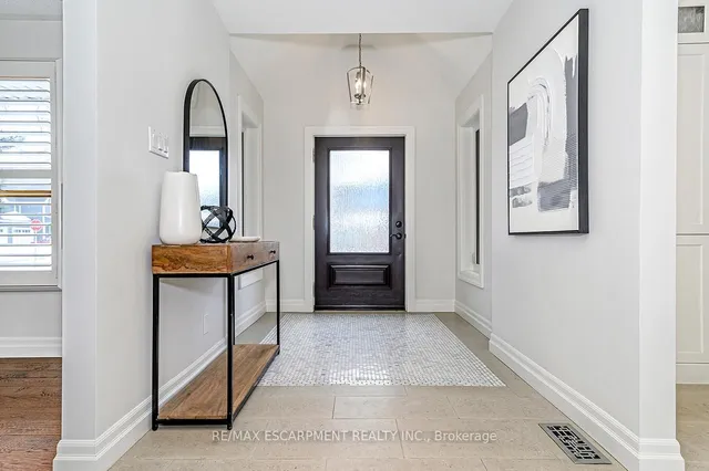 Additional property image - 63 BARTON St