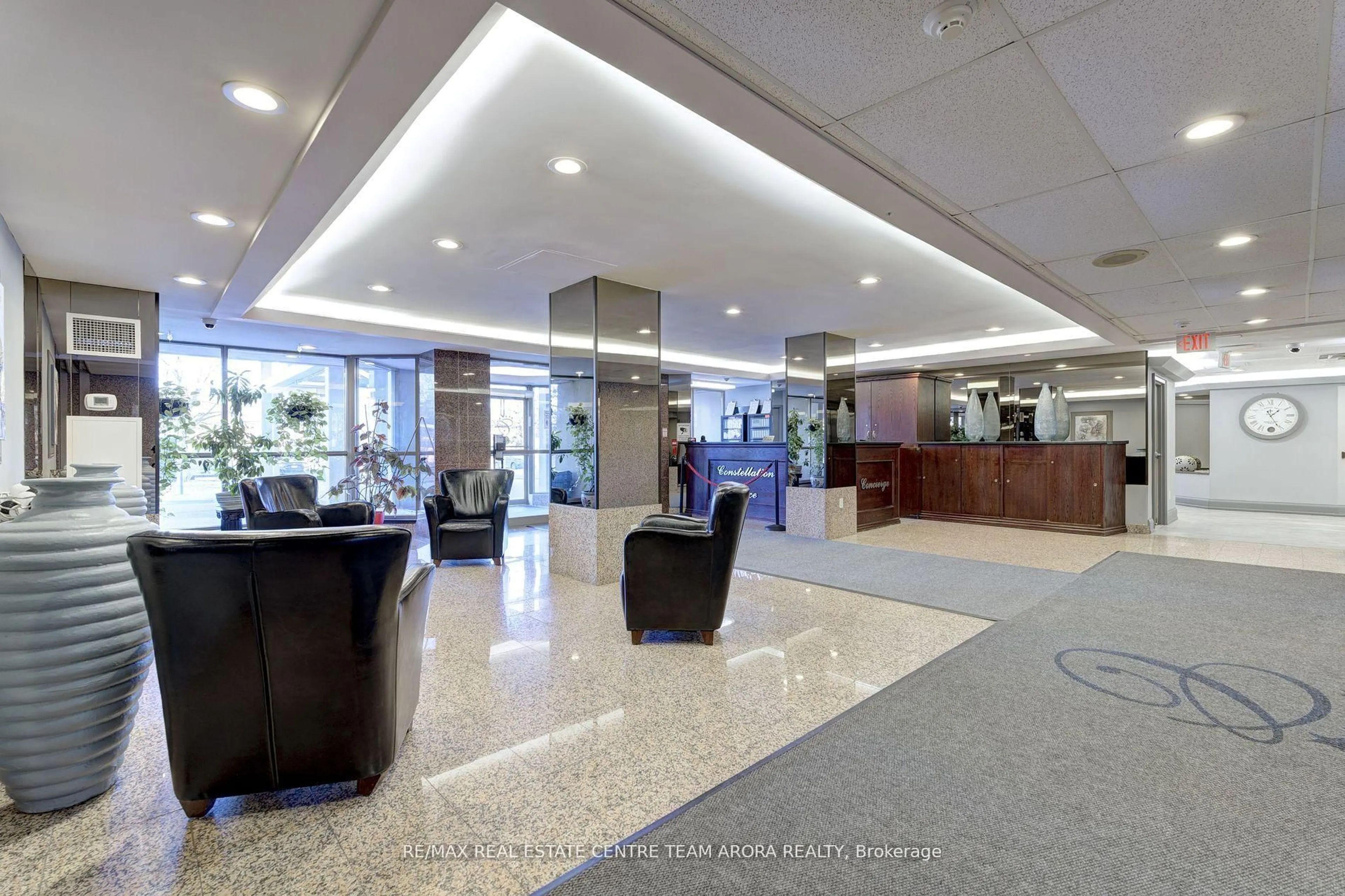 Lobby for 700 Constellation Dr #607, Mississauga Ontario L5R 3G8