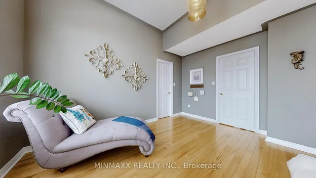 Additional property image - 2555 Nichols Dr