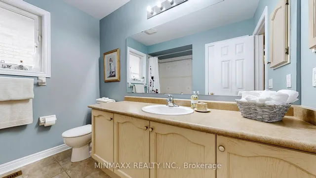 Additional property image - 2555 Nichols Dr