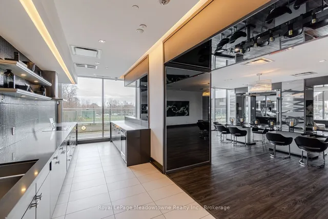 Additional property image - 33 Shore Breeze Dr Unit 3504