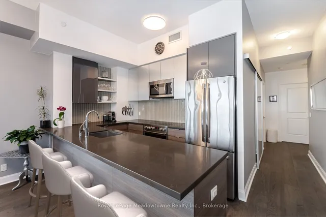 Additional property image - 33 Shore Breeze Dr Unit 3504