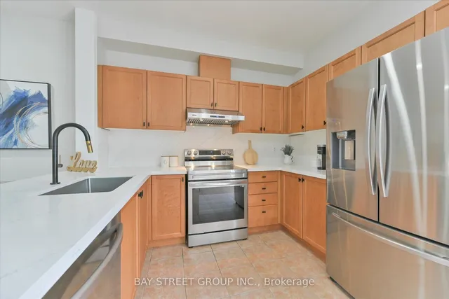 Additional property image - 929 Ledbury Cres
