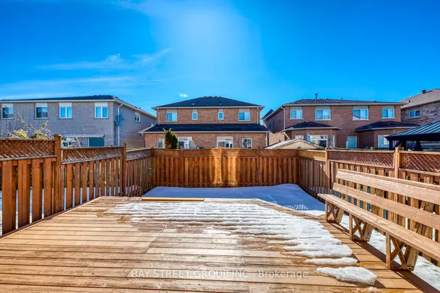 Additional property image - 929 Ledbury Cres