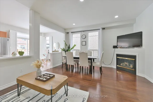 Additional property image - 929 Ledbury Cres