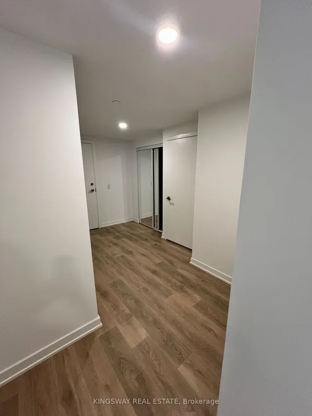 Additional property image - 1100 Sheppard Ave Unit 237