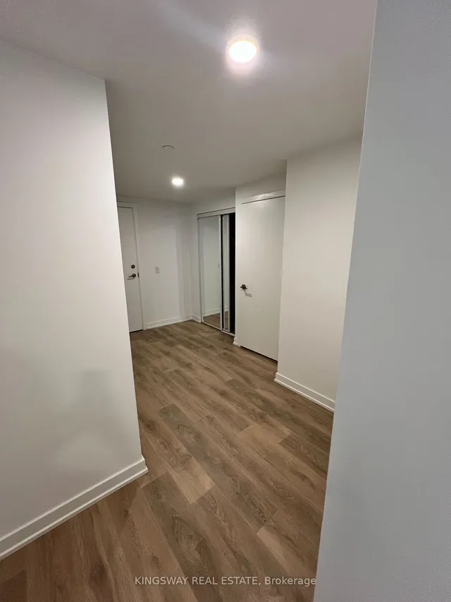 Additional property image - 1100 Sheppard Ave Unit 237