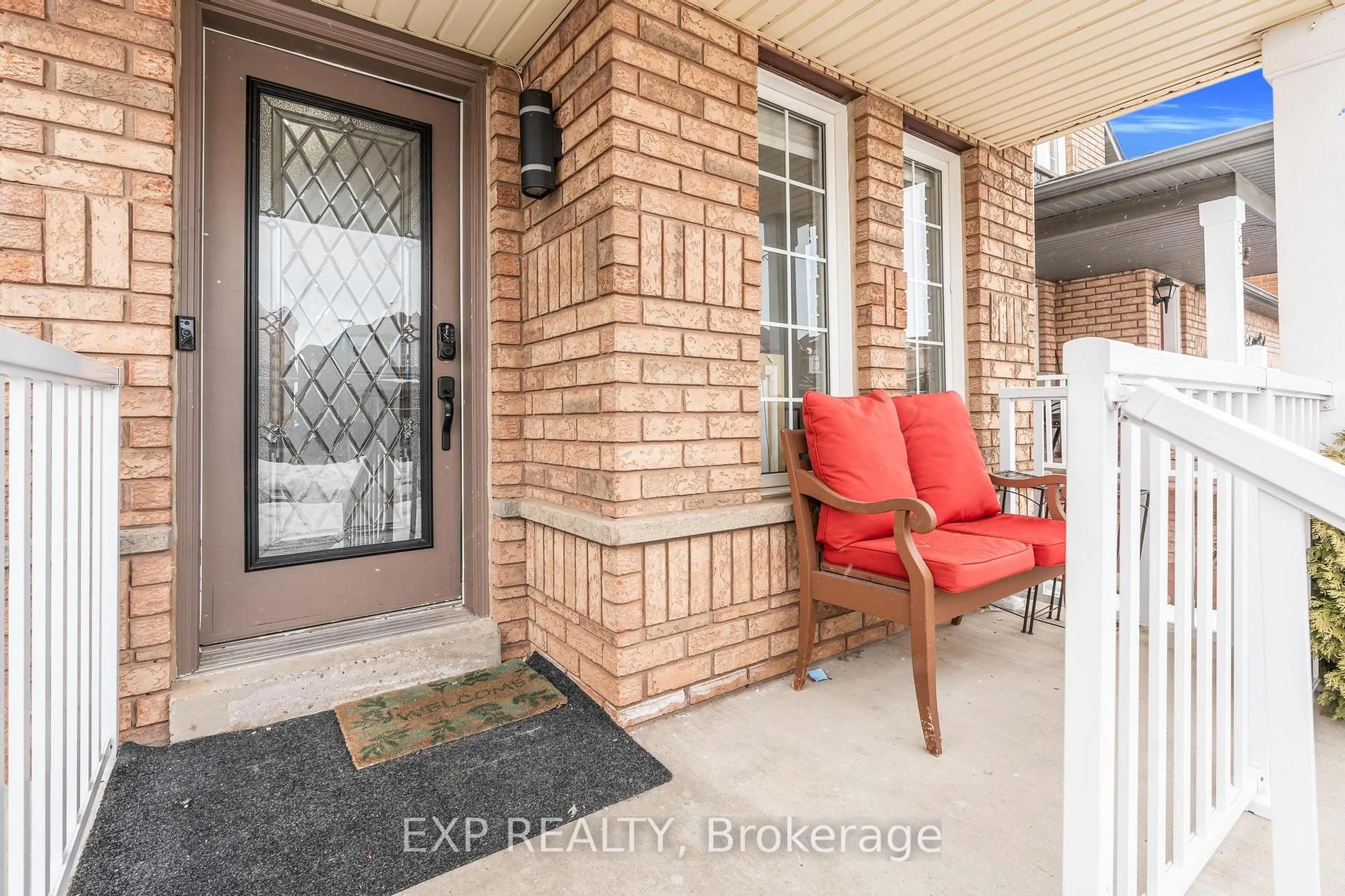 Indoor entryway for 52 Four Seasons Circ, Brampton Ontario L7A 2A7