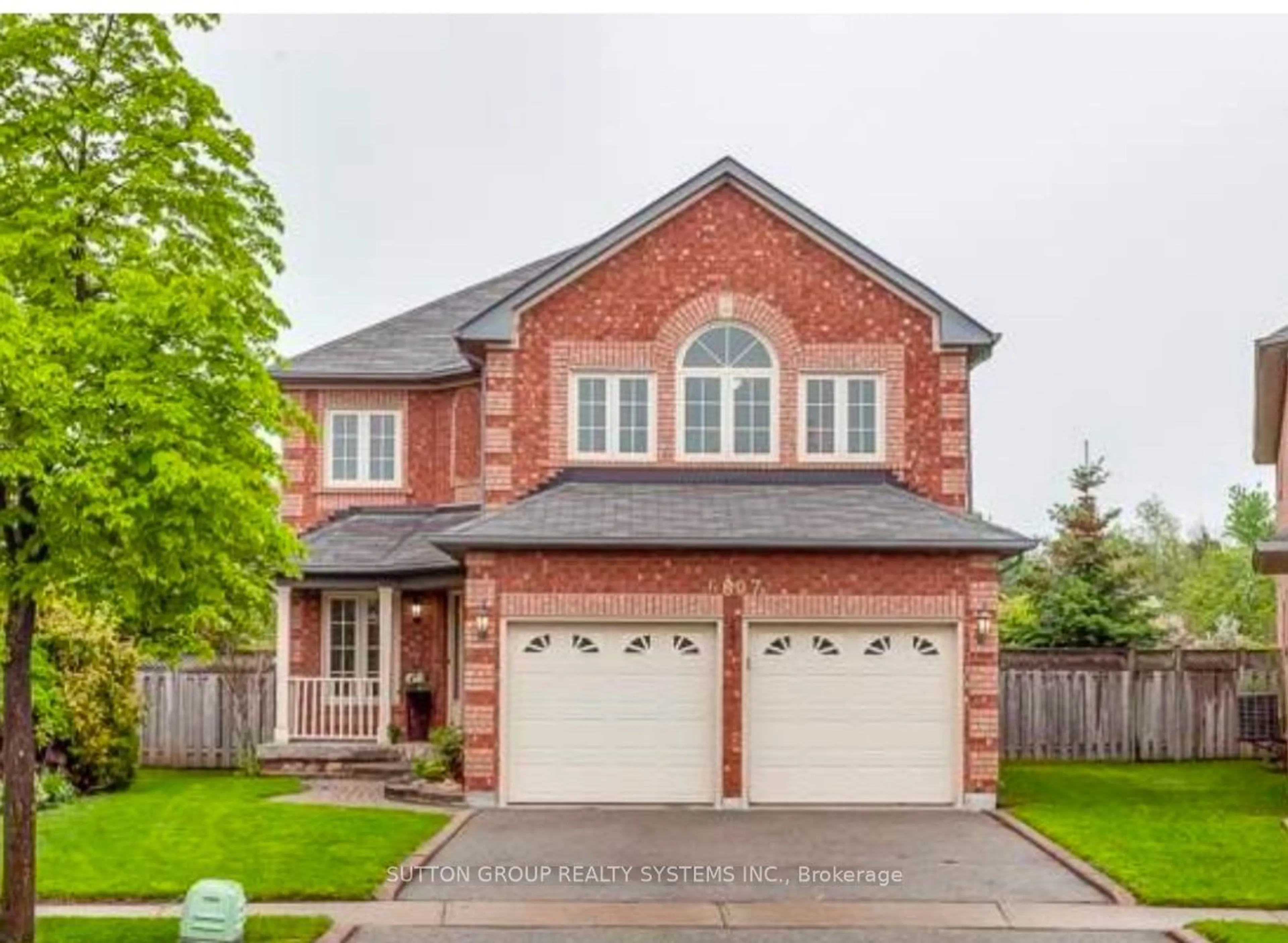 Home with brick exterior material, street for 6807 Gracefield Dr, Mississauga Ontario L5N 6T6