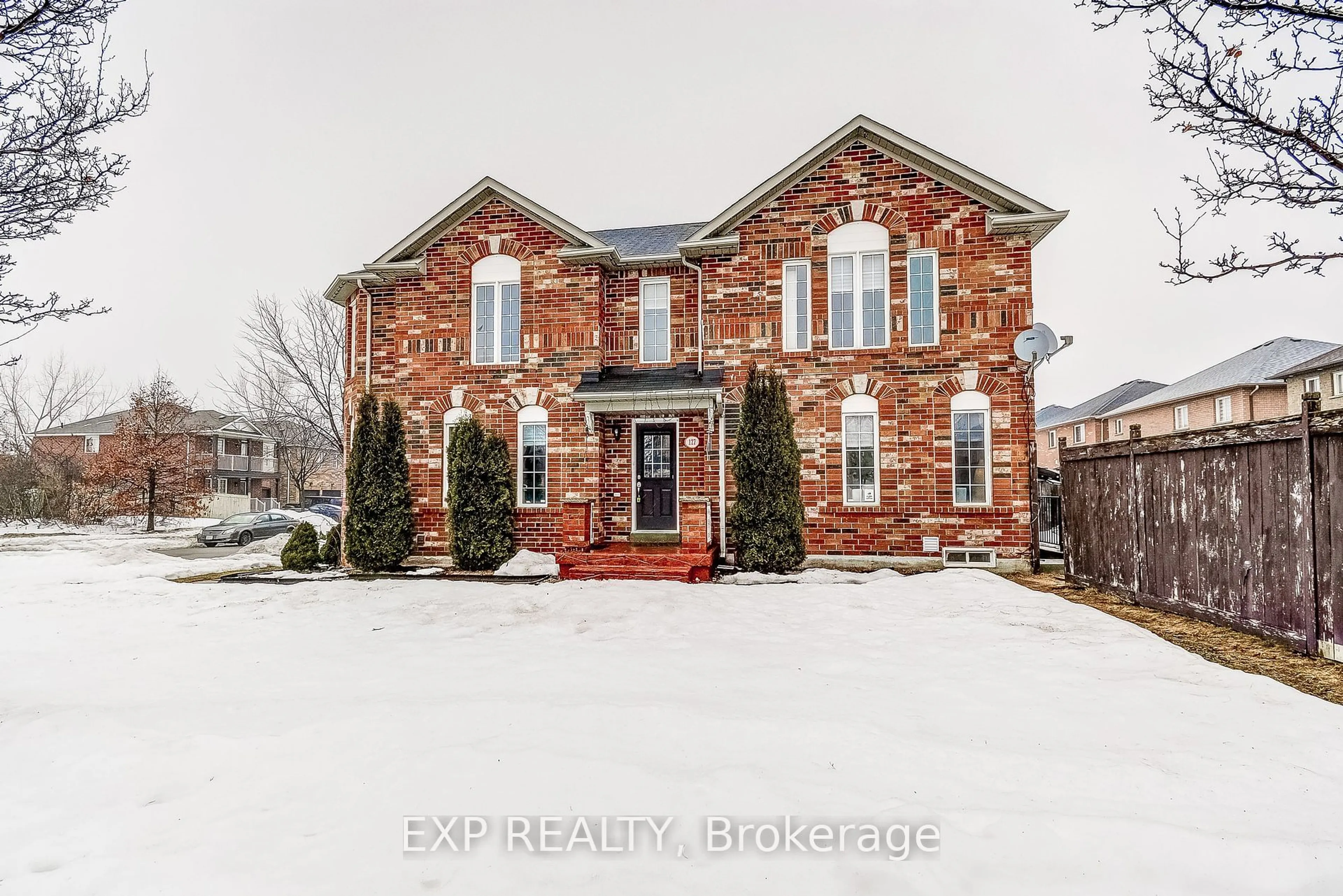 Home with brick exterior material, street for 127 Worthington Ave, Brampton Ontario L7A 3H3