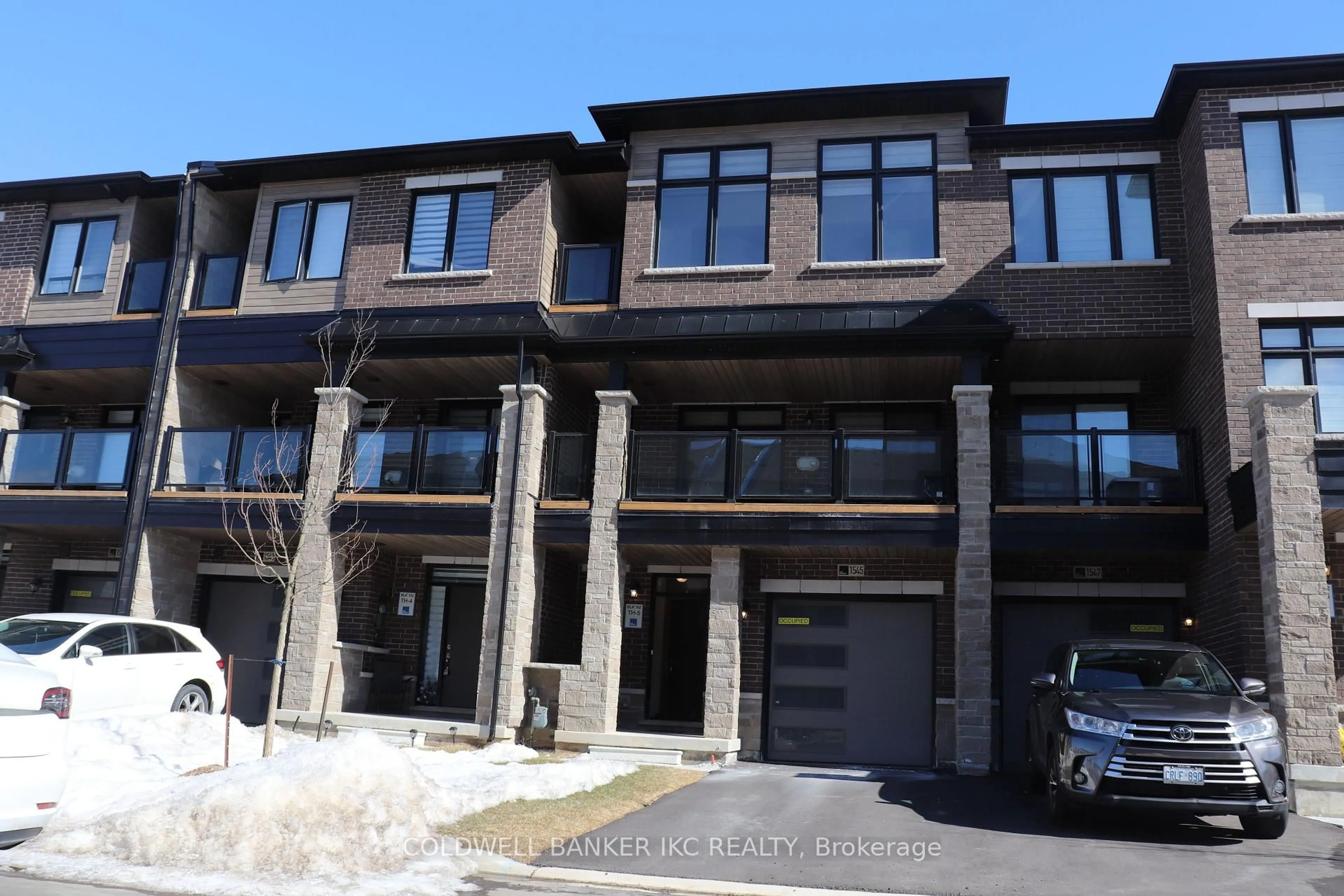 Home with brick exterior material, street for 1545 Moonseed Pl, Milton Ontario L9E 1V4