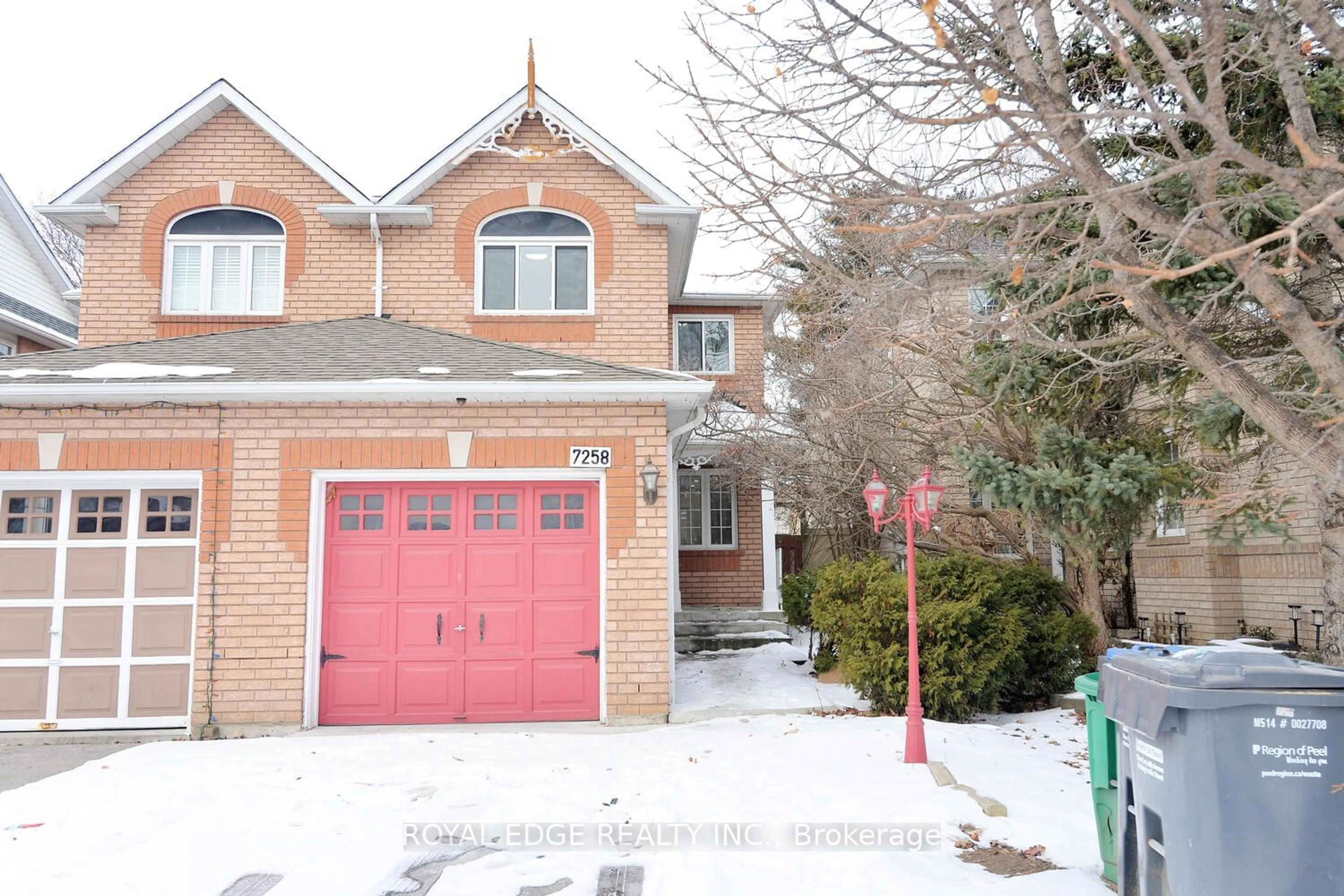 Home with brick exterior material, street for 7258 Frontier Rdge, Mississauga Ontario L5N 7P9