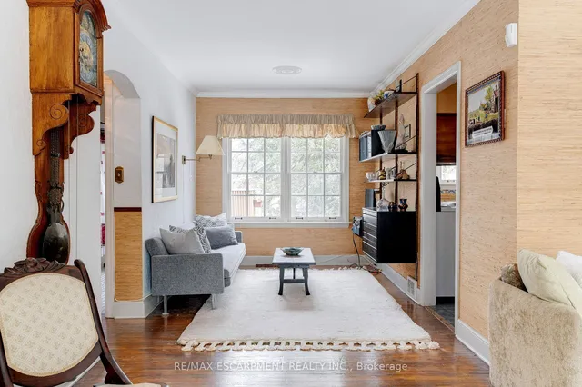 Additional property image - 847 FOREST GLEN Ave