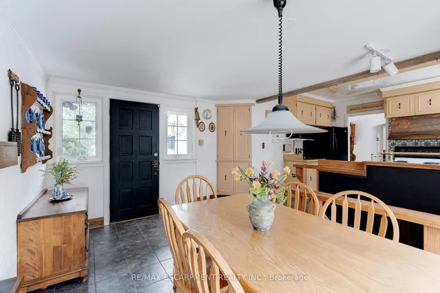 Additional property image - 847 FOREST GLEN Ave
